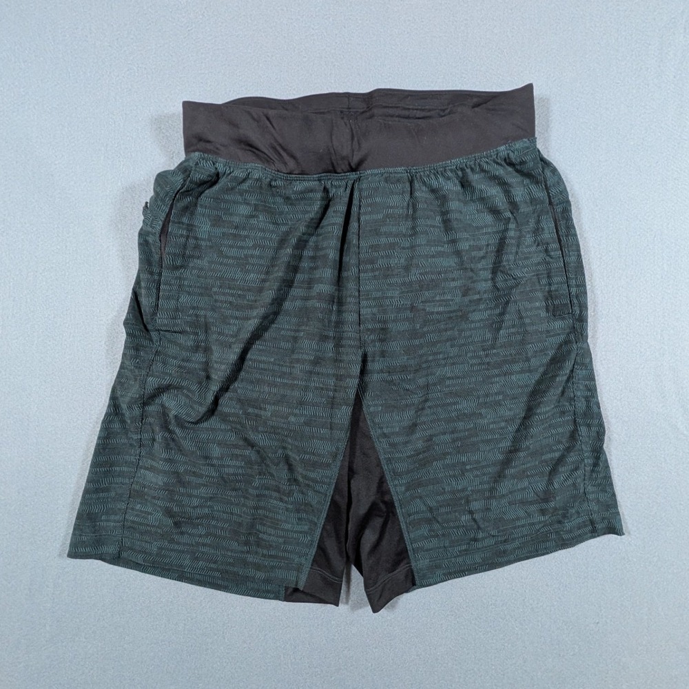 Lululemon Athletic Shorts Mens Medium Green Black Geometric Pattern Lined